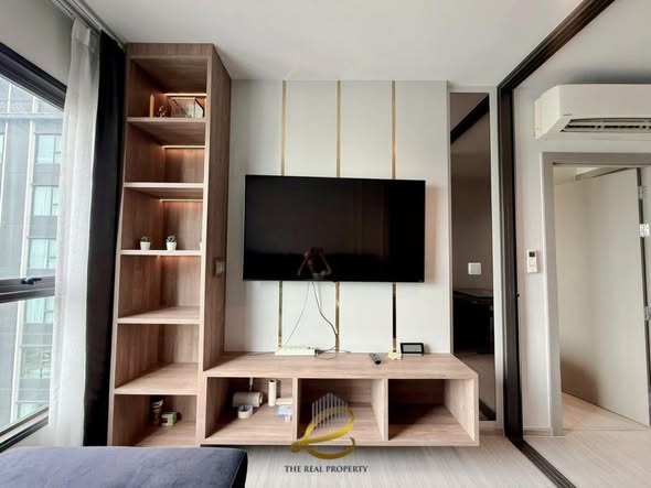 bedroom and living room and room interior of Life Asoke – Rama 9