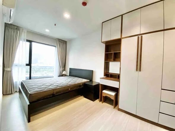 bedroom and room interior of Life Asoke – Rama 9