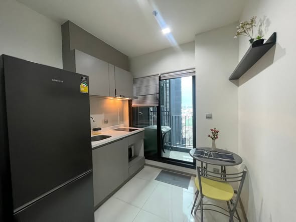 Life Asoke – Rama 9