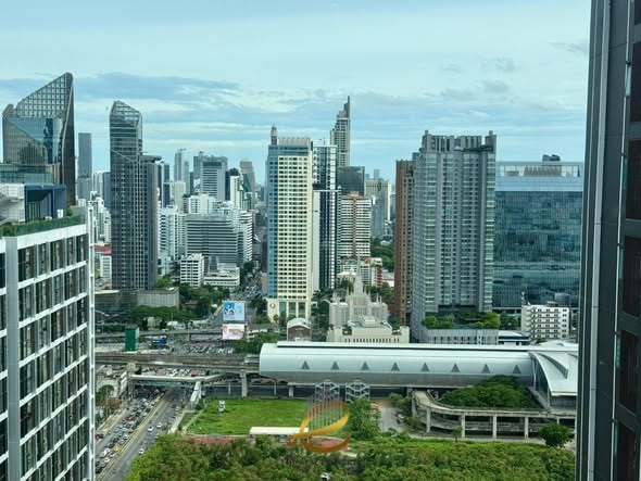 Life Asoke – Rama 9