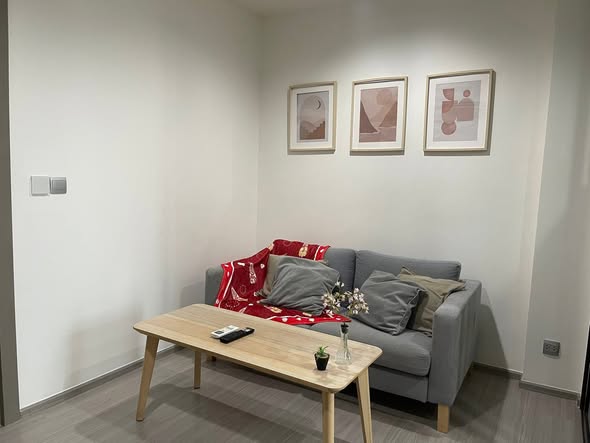 living room of Life Asoke – Rama 9
