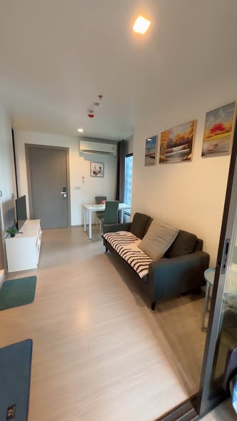 living room of Life Asoke – Rama 9