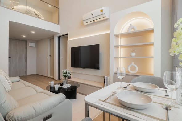 living room of Life Asoke – Rama 9