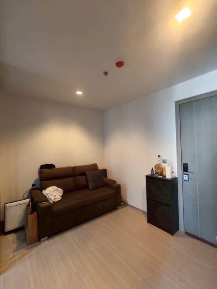 living room of Life Asoke – Rama 9