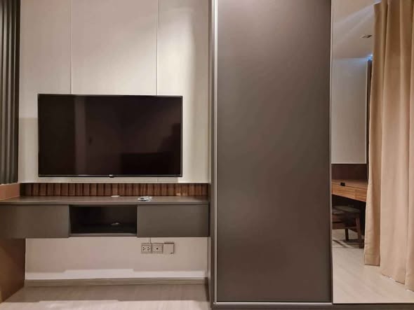 room interior of Life Asoke – Rama 9