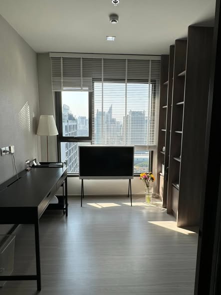 room interior of Life Asoke – Rama 9