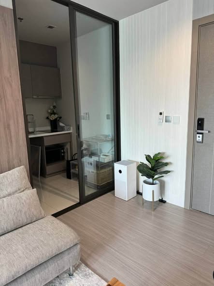 room interior of Life Asoke – Rama 9