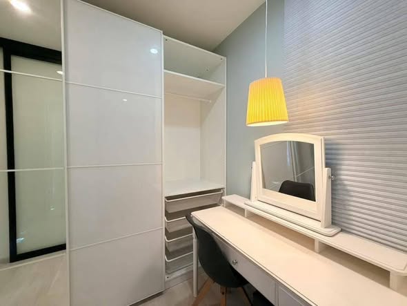 bedroom and bathroom of Life Asoke