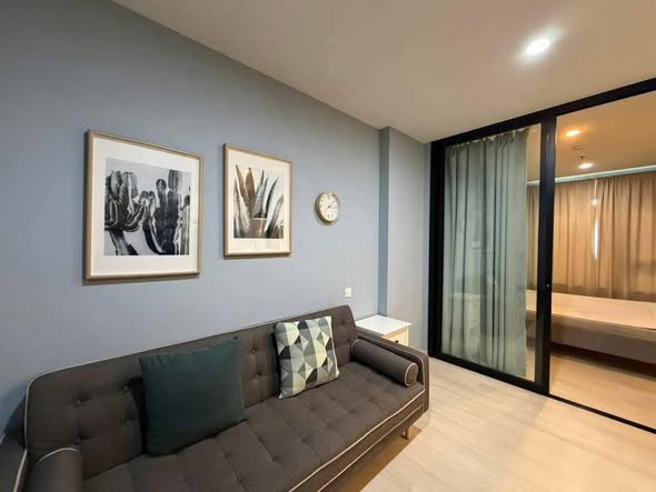 bedroom and room interior of Life Asoke