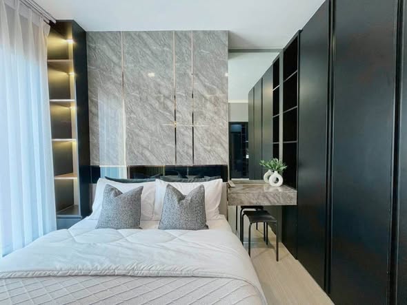 bedroom of Life Asoke Hype