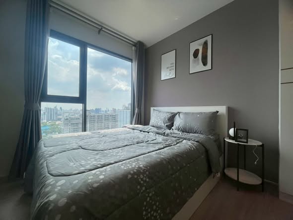 bedroom of Life Asoke Hype