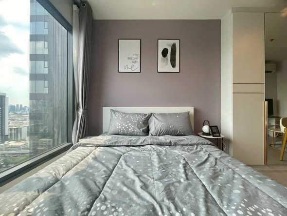 bedroom of Life Asoke Hype