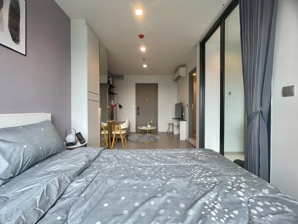 bedroom of Life Asoke Hype