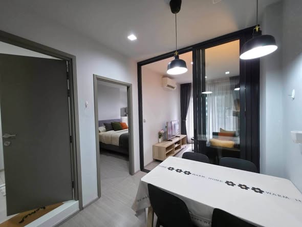 bedroom and room interior of Life Asoke Hype