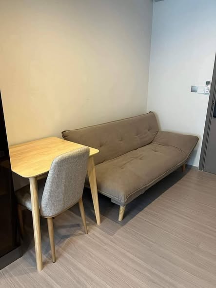 room interior of Life Asoke Hype