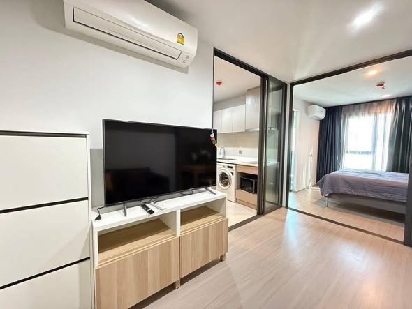 bedroom and room interior of Life Ladprao