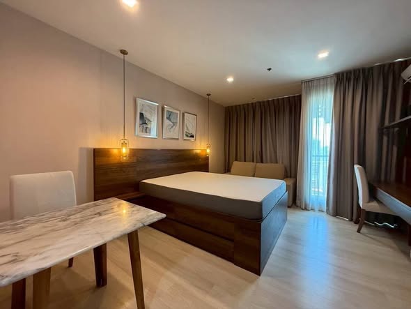 bedroom of Life One Wireless