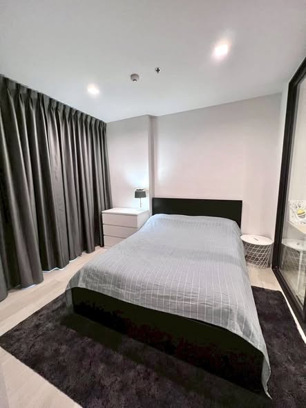 bedroom of Life One Wireless