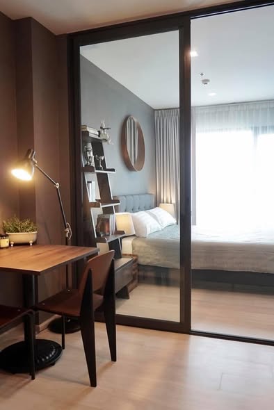 bedroom and room interior of Life One Wireless