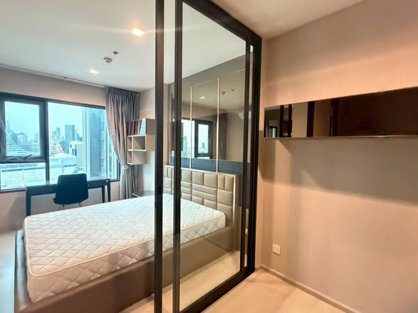 bedroom and room interior of Life One Wireless