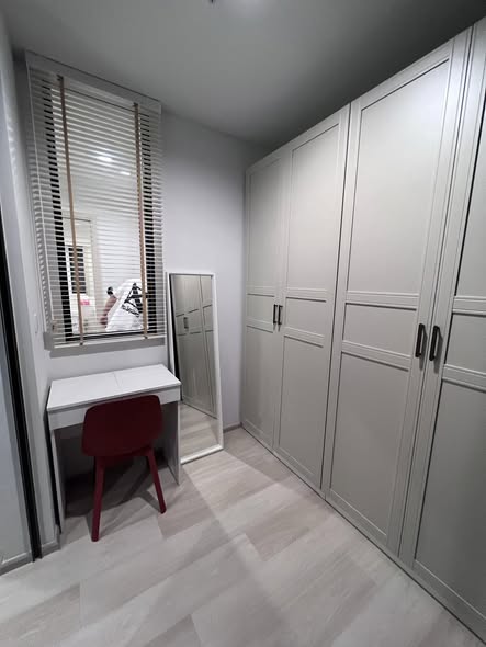 room interior of Life One Wireless