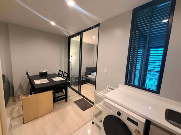 room interior of Life One Wireless