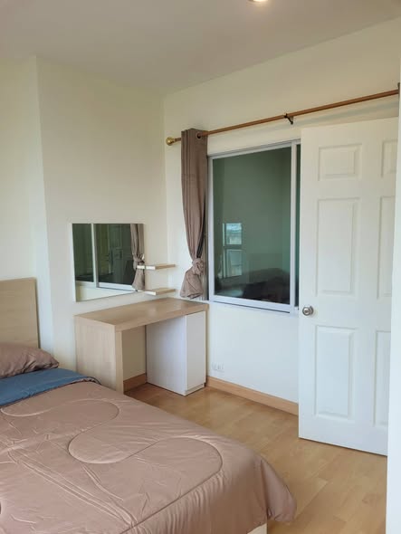 bedroom and room interior of Life @ Phahon – Ari