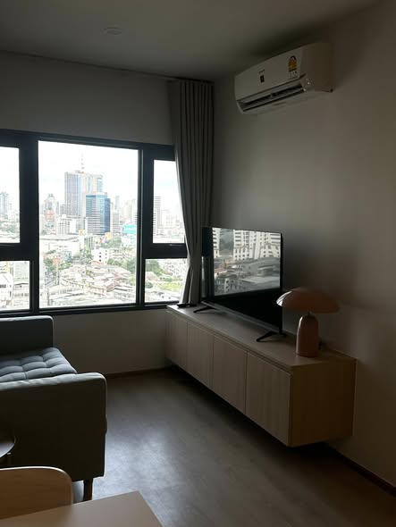 bedroom of Life Rama 4 – Asoke