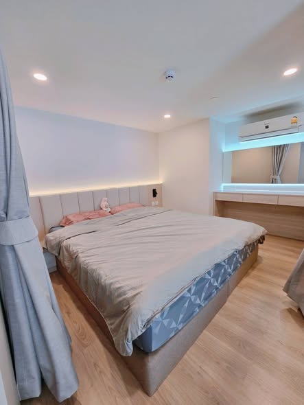 bedroom of Life Rama 4 – Asoke