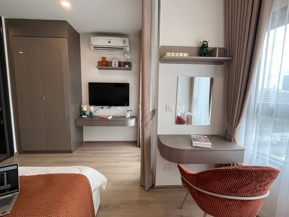 bedroom of Life Rama 4 – Asoke