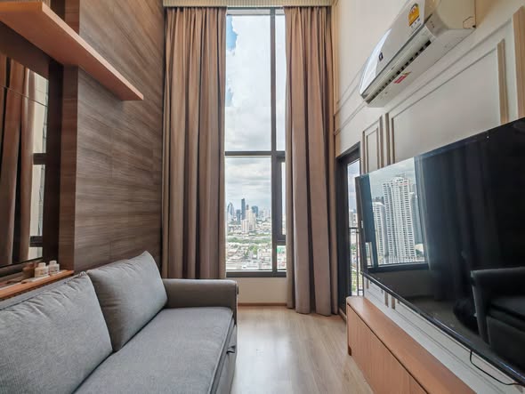 bedroom and living room of Life Rama 4 – Asoke