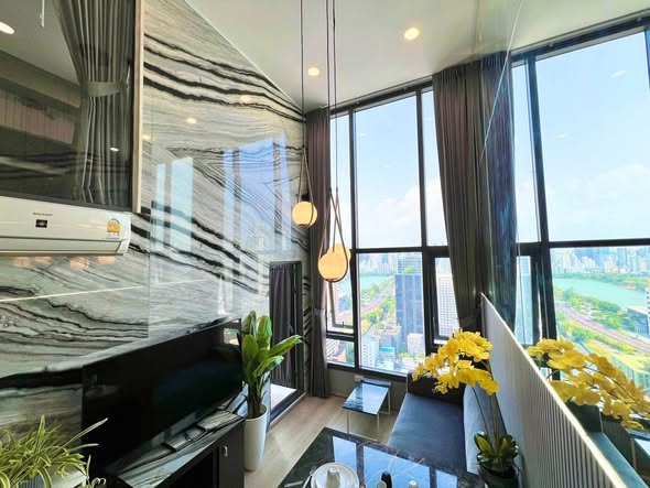 Life Rama 4 – Asoke
