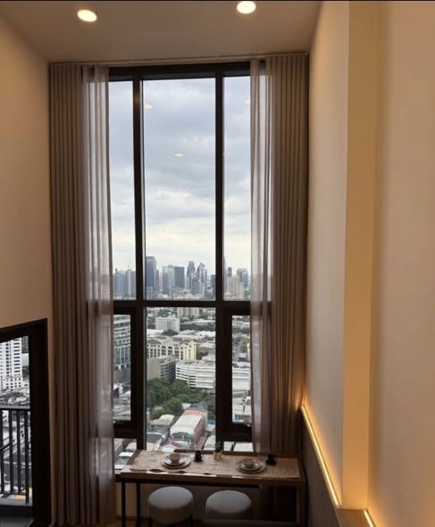 Life Rama 4 – Asoke