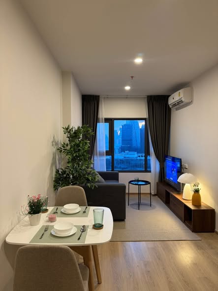 living room of Life Rama 4 – Asoke