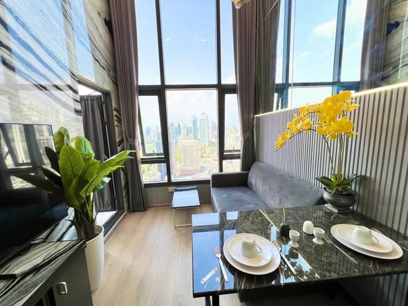 living room of Life Rama 4 – Asoke