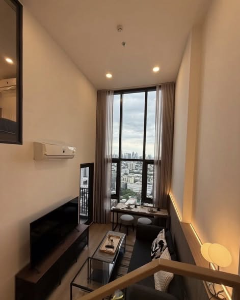 living room and bedroom of Life Rama 4 – Asoke