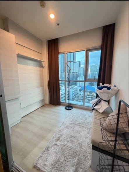 bedroom and room interior of Life Ratchadapisek