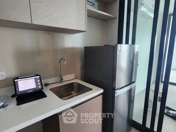 Life Sathorn Sierra ไลฟ์ สาทร เซียร์รา
