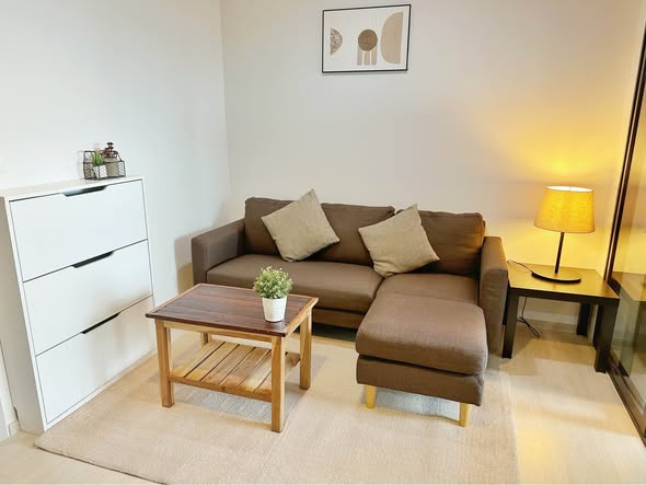 living room of Life Sukhumvit 48