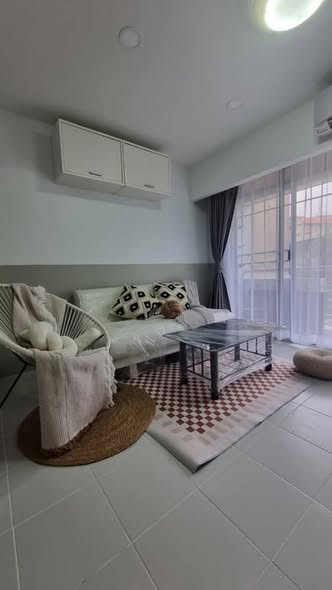 living room and bedroom of ปาล์ม พาวิลเลี่ยน คอนโดมิเนียม