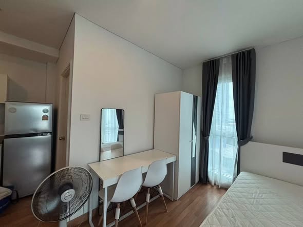 bedroom of Lumpini Place Rama 3 – Riverine