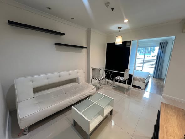 living room of Lumpini Place Rama 9 – Ratchada