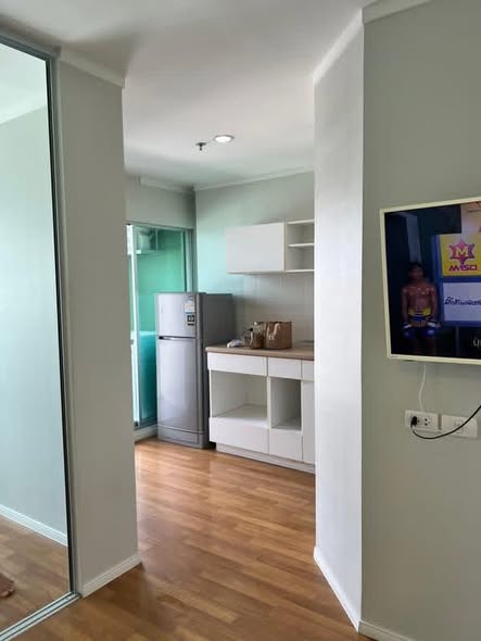 room interior of Lumpini Place Suksawat – Rama 2