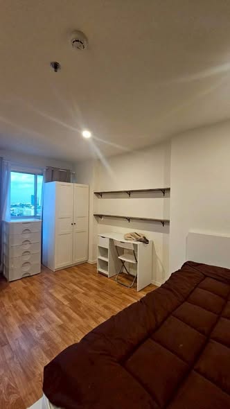 bedroom of Lumpini Ville Phattanakarn-Srinakarin Condominium