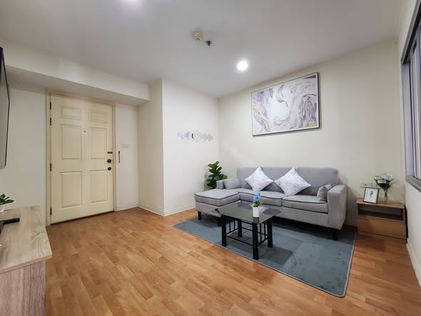 living room of Lumpini Ville Ramkhamhaeng 44