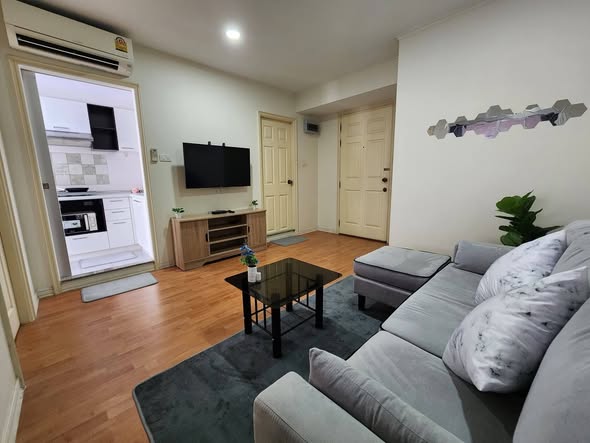 living room of Lumpini Ville Ramkhamhaeng 44