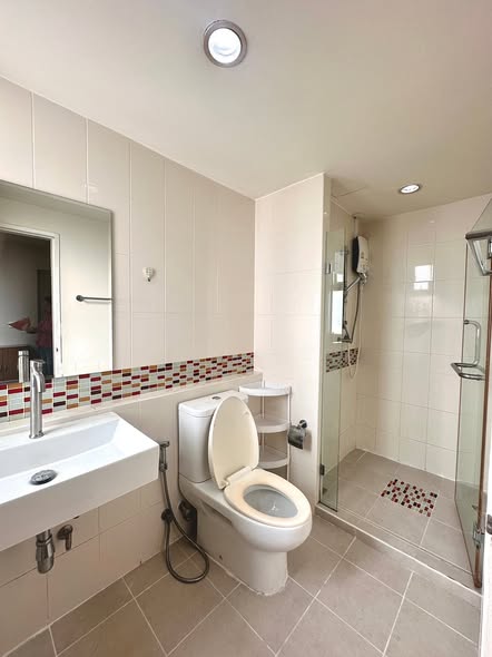 bathroom of M Society Condominium