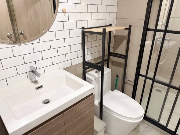 bathroom of Maestro 19 Ratchada19 – Vipha
