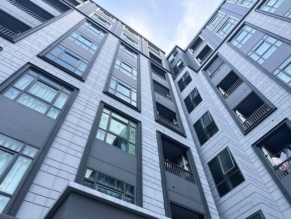 fire escape of Maestro 19 Ratchada19 – Vipha