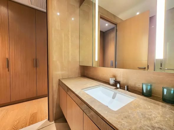 bathroom of Magnolias Waterfront Residences